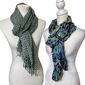 Bundle Set of scarves, green sold as a‎ set
